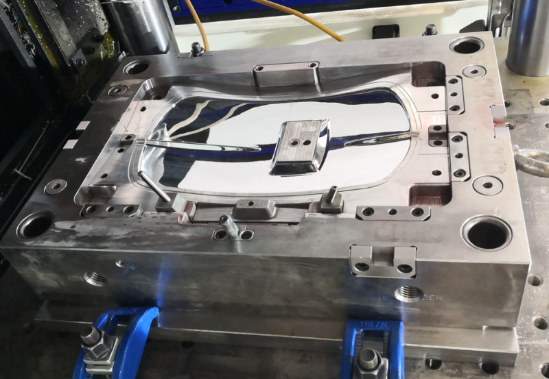 Plastic mold manufacturing